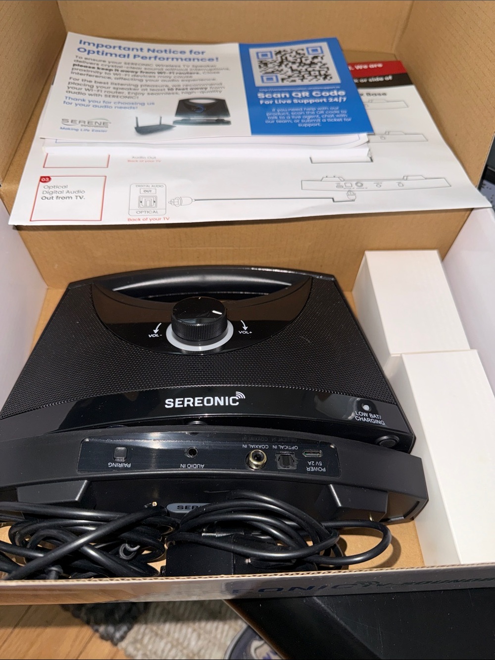 Sereonic Portable Black Audio Dock with Volume Control